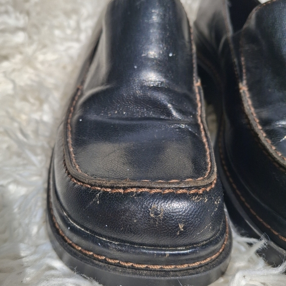 Clarks Black Leather Slip-On Loafers with Chunky Sole - Picture 2 of 11